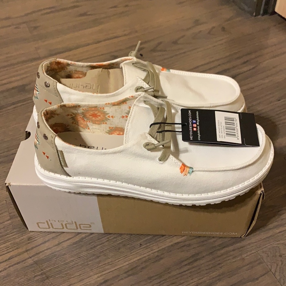Hey Dude Wendy Rodeo with Aztec NWT